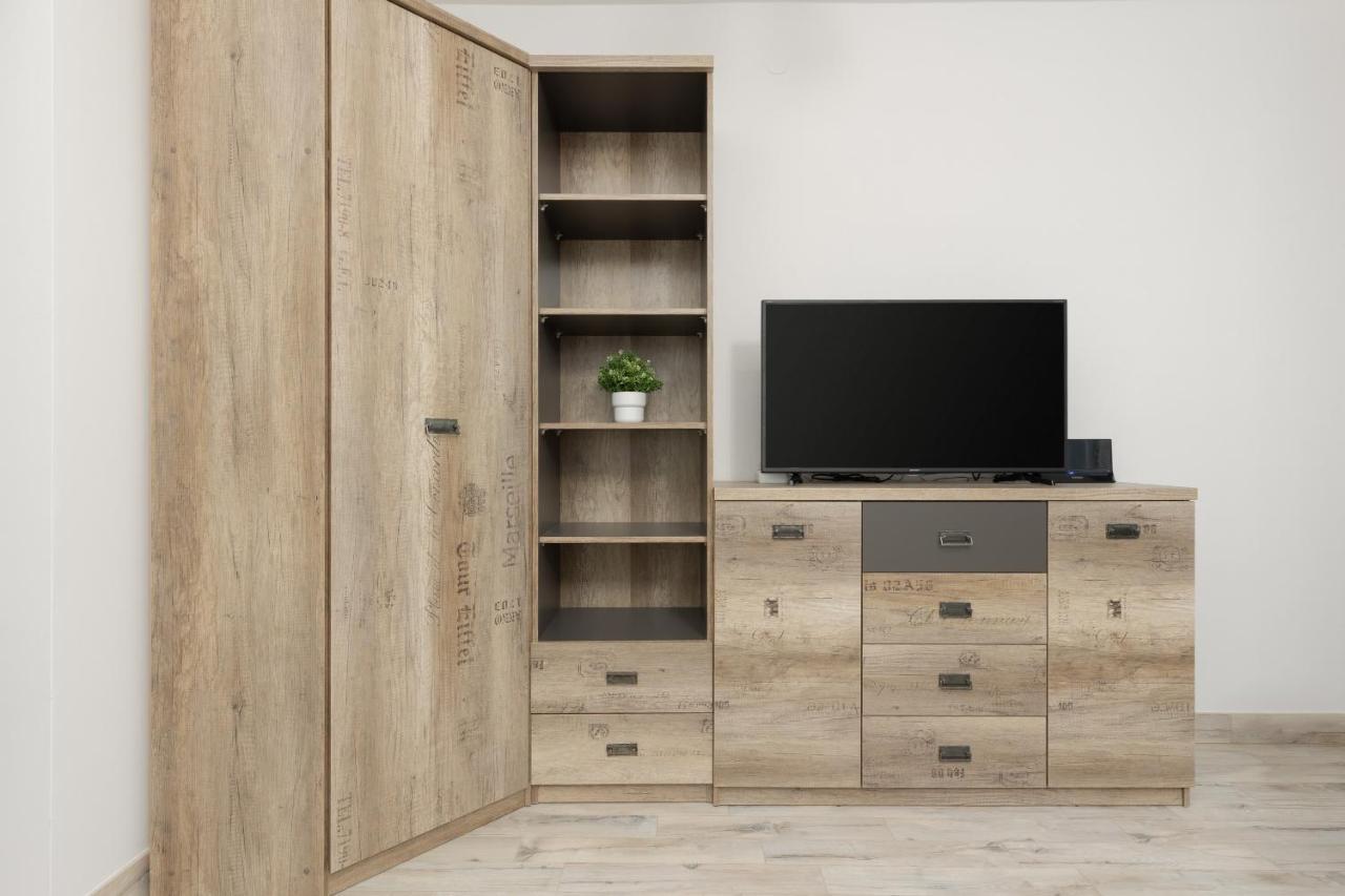 Studio Warsaw Wlochy 1 Sierpnia By Noclegi Renters المظهر الخارجي الصورة